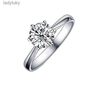 Solitaire Ring Elegant Classic Real 925 STERLING Silver Dinger anneaux bijoux Crystal Zircons Cumbiques 6 Claws Women Wedding Anillos 240226