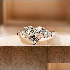 Solitaire Ring Elegant Liefde Hartvorm Helder Kubieke Zirkonia Steen Klassieke Diamant Bruiloft Jewerly Voor Drop Delivery Sieraden Dhvoc