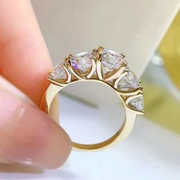 Solitaire Ring IOGOU Luxe 36CTTW Alle Bruiloft 5 Steen Sprankelende Diamanten Verlovingsband 925 Sterling Zilveren Sieraden voor Vrouwen 231007