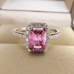 Solitaire Ring Luomansi 1 2CT 6x8MM Roze Rechthoekige Ring Voldoet aan de Diamanttest 100% - S925 Zilver Meisje Sieraden Huwelijkscadeau 230508