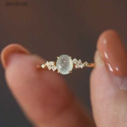 Solitaire Ring Natural Moonstone Disdicate Zircon Female Anneaux 2023 Fashion Design Retro Luxury Wedding Rague Bijoux anniversaire Giftary231220