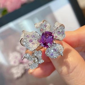 Solitaire Ring Oversized Floral Luxe Purple Zirkon Wedding Rings Dames Bright Jewelry Prom Party Accessories Holiday Gifts 230529