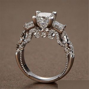 Solitaire Ring Vintage Princess Cut Lab Diamond 925 Sterling Sier Engagement Bands de mariage Anneaux pour femmes Bridal Fine Party Jewelry DHSCO