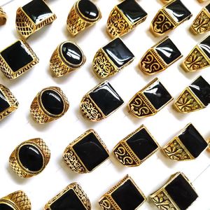 Bague Solitaire En Gros 30pcs / lot Hommes Noir Émail De Luxe Plaqué Or Carré Rectangle Formes Ovales Mélange lot Bijoux Vintage 231201