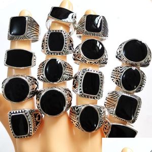 Solitaire Ring Wholesale Lots 30pcs Design Mix Black Enamel Sier Tone Rings For Men Vintage Man Retro Punk Alloy Jewelry Party Gift Dr Dhfti