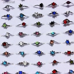 Solitaire Ring Wholesale Lots Job 20pcs Color Crystal Richestones Femmes Anneaux Engagement Mariage Cadeau Fashion Bijoux Hotl231220