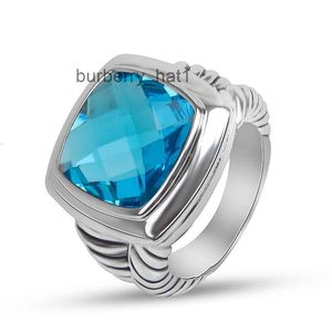 Solitatire Ring voor Vrouwen Mannen 14mm Blauwe Zirconia Statement Ring Stijlvolle Chic Twsit Ontwerp Glanzende Ring Sieraden