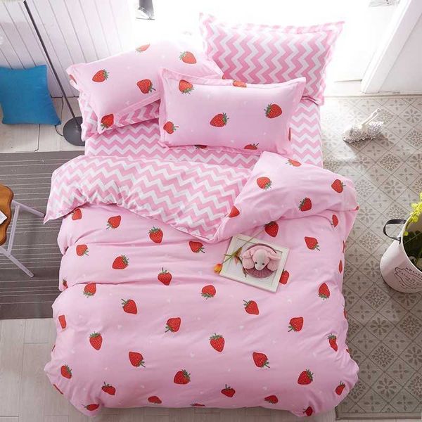 Juego de ropa de cama Solstice, funda de edredón, funda de almohada, juego de sábanas con estampado de fresa rosa, funda de edredón, sábana plana Twin Queen 210706