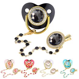 Fopspenen Bijtringen Luxe Zirkoon Babyfopspeen Kristal Kralen Ketting Clips met Cover geboren Jongens Meisjes Siliconen Fopspenen Houder Babyshower Cadeau 231025