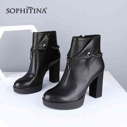 SOPHITINA Cool Chain Bottes Haute Qualité En Peau De Mouton Confortable Talon Carré Conception Spéciale Chaussures À La Main Bottes Pour Femmes SC637 210513