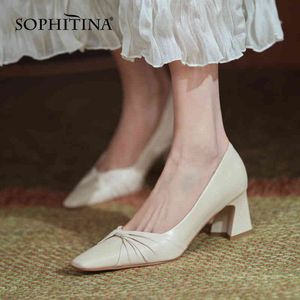 Sophitina Dames Schoenen Elegant Licht Roze Geplooid Lederen Pumps Dikke Hak Vierkante Teen All-Match Mode Dame Pumps AO635 210513