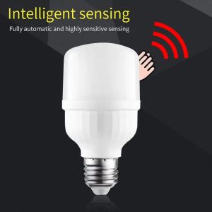 Sound Sensor LED -lamp E27 LICHT BLILBS VOICE LICHT REGEL BOMBILLAS LED LAMP VOOR Home Trap Halren Pathway Corridor Night Light