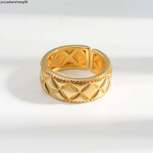 Anillo de apertura rómbico de sensación de alta calidad de oro de puerta este de Corea del Sur, anillo de dedo índice exquisito con diseño de nicho para mujer