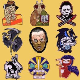 SP040 Hannibal Mask Cartoon Email Pin Broches Creatieve horror metalen broche Pinnen denim hoed badge kraag sieraden Halloween Gifts233M
