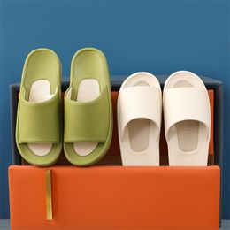 Spa Slippers Huisleren Vrouwenplatform Ademend gaas binnenslailiefliefhebbers Schoenen Niet -slip Solid Home Ladies Slides 220616