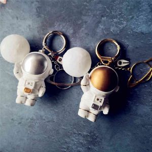 Ruimte Astronaut Lichtgevende 3D Lunar Auto Keychain Hanger Heren Cadeau Paar Creativiteit