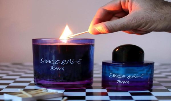 Space Rage Travx Perfume Candle 240G Bougie Solid Parfum EDP Spray para hombres Mujeres Perfumed COLO LARGO COLONNO LARGO DISMO SELLO FIRA