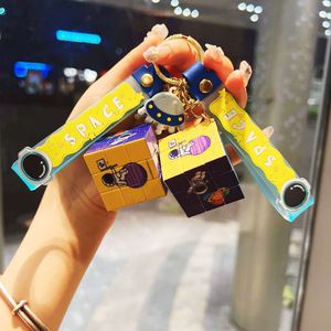 Spaceman Rubik's Cube Sackepack Keychain Pendentif Pendre Creative Cute Car Penndant Doll Little Keychain