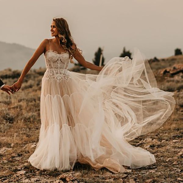 Vestidos de novia bohemios de tul con tirantes finos, vestido de novia de encaje sin espalda, vestido de boda al aire libre