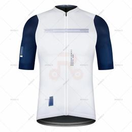 Espagne Team Summer Cycling Jersey Vêtements Cycle de vélos à vélo MTB Sports Wear Ropa Ciclismo pour Mens Mountain Shirts 240407
