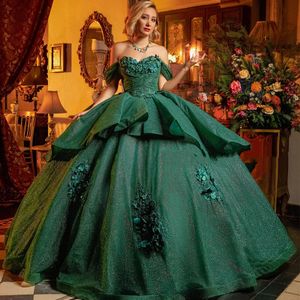 Vonkerende groene quinceanera -jurken voor junior ball jurk 3d bloem zoet 16 verjaardag jurk gezwollen Mexicaanse vestidos de 15 anos