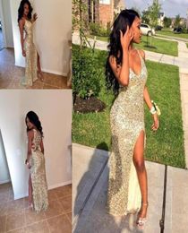 Sparkle Gold -pailletten Arabische High Slit Prom Dresses Party V Nek Schede Backless Plus Size goedkope Afrikaanse afgestudeerde jurken Eveing Wear3028980