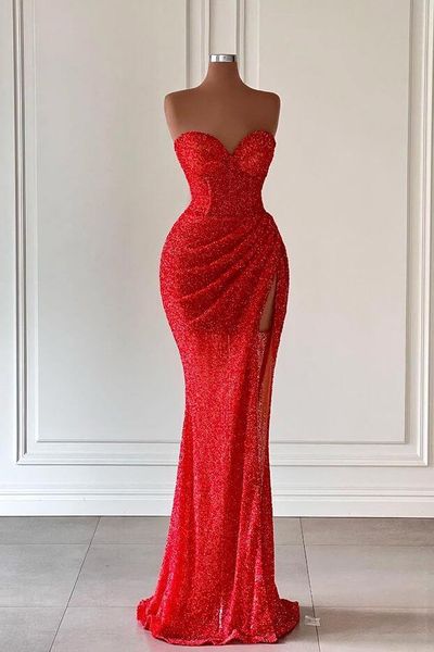 Robes de bal à paillettes rouge étincel