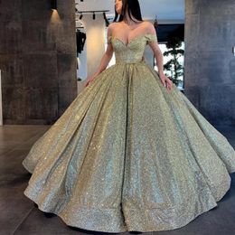 Sprankelende Bourgondische Quinceanera Jurken Sweet 16 Prom Dress Bling Pailletten Baljurk Open Rug vestidos quincea tijdperk Vestidos De 15175F