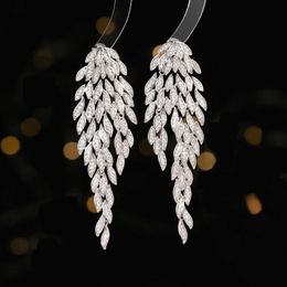 Bijoux de luxe étincelants boucles d'oreilles pendantes en argent sterling 925 pavé de saphir blanc CZ diamant pierres précieuses fête femmes mariage longs glands goutte boucle d'oreille cadeau