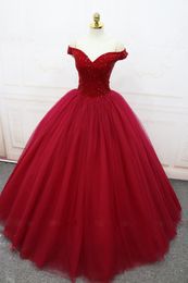 Robes de Quinceanera étincelantes robe de bal robe de soirée rouge foncé à lacets plis au dos Tulle balayage Train quinceanera robes299R