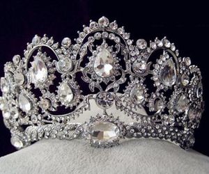 Sparkly kristallen bruiloftskronen hoofddeksels bruids crystal crown hoofdband haaraccessoires feest bruiloft tiara8776405