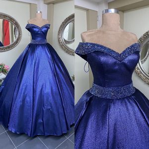 Robe de bal bleue scintillante col en v épaules dénudées robes de Quniceanera avec perles brillantes princesse robes de soirée de bal robes De Noche 2021