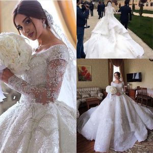 Sparkly Crystal Beaded Baljurk Trouwjurken Luxe Off Shoulder Applicied Plus Size Saudi Arabische Dubai Bridal Town Vestidos de Novia