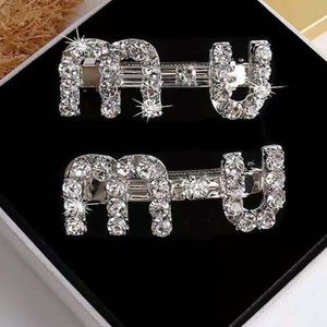 Sparkly Crystal Letter Hair Clips Women Leuke letters Barrettes Fashion Hair Accessoires voor cadeau Party