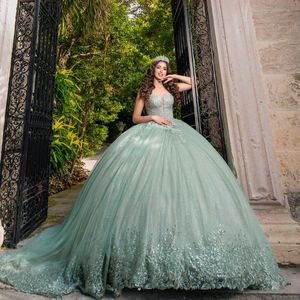 Robes de Quinceanera vert clair scintillantes boule sur l'épaule appliques en dentelle robe de bal en tulle robes de soirée pour 16 filles douces robes de 15