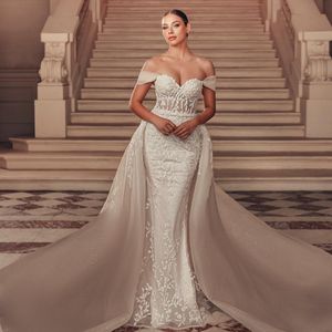 Sparkly zeemeermin kanten kralen trouwjurken met afneembare trein lovertjes bruidsjurken toegepast van de schouderhalsvestido de novia