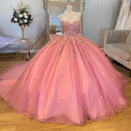 Funkelnde rosa Blumen-Quinceanera-Kleider, schulterfrei, mit Perlenapplikation, Tüll, Ballkleid, Partykleid für 16 süße Mädchen