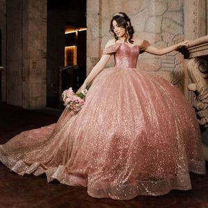 Sparkly Pink Quinceanera -jurken voor zoete 16 meisjes lovert de schouder prinses baljurken Vestido de xv anos