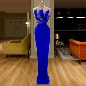 Robes De soirée bleu Royal scintillantes élégantes 2022 col transparent grande taille perlée robes De soirée De bal Vestidos De Fiesta