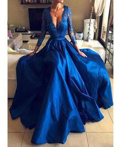 Glinsterende koningsblauwe avondjurken met lovertjes, lange mouwen, luxe hoge zijsplit, galajurk met afneembare sleep, lang formeel feest G9976163