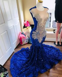Sparkly Royal Blue Mermaid Prom -jurken voor Black Girl 2024 Sheer Neck -pailletten Bead Crystal Rhinestones Plus Size Vestidos Verjaardagsfeestjurken 0528