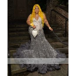 Sparkly Sier Prom -jurk voor zwarte meisjes plus size glitter pailletten kristallen strass ruches ruches avond feestjurk 0431