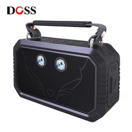 SPREKERS DOSS Traveler Portable Outdoor Bluetooth luidspreker waterdichte True Wireless Stereo Bass Music Sound Box Loud Speakers + LED Light