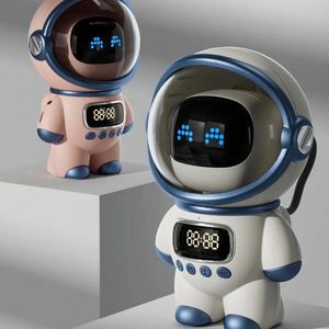 Haut-parleurs Astronaute Intelligent Bluetooth haut-parleur créatif numérique réveil Intelligent Radio FM électronique veilleuse veilleuse horloge de Table