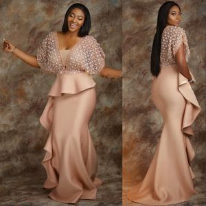 Speciaal ontwerp plus size prom jurken sexy low cut peplum zeemeermin avondjurken Zuid-Afrikaanse satijnen vloer lengte formele partij vestidos