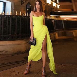 Special Design Yellow Evening Jurk Schep Mouwloze Zipper Back Side Slit A-Line Chiffon Prom Dresses Ankel Lengte Party Gozins243M