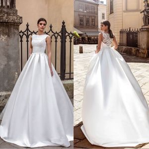 2017 Crystal Design Collection Trouwjurk Bateau Hals Applicaties Sexy Sheer Backpart Bridal Jurk Satijn Kapel Trein Mode Bruidsjurken