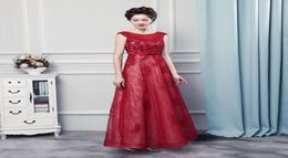 Occasion spéciale robes de bal Abito Lungo Cerimonia Donna 2019 sans manche en dentelle bordeaux