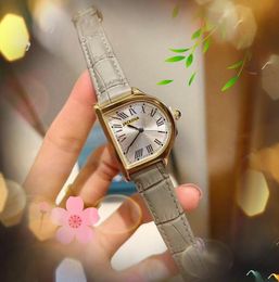 Speciale vorm romeinse nummer tank wijzerplaat quartz uurwerk horloge vrouwen klassieke populaire stijl zakelijke kleine lederen band alle misdaad ketting armband horloges cadeau