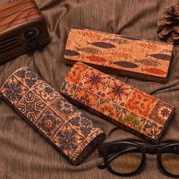 Spectacle Case rétro Modèle exotique Creative Spectacle Case Tribal Totem Art Personnalité Sunglasses Rangement Boîte de soleil Case de soleil 240419